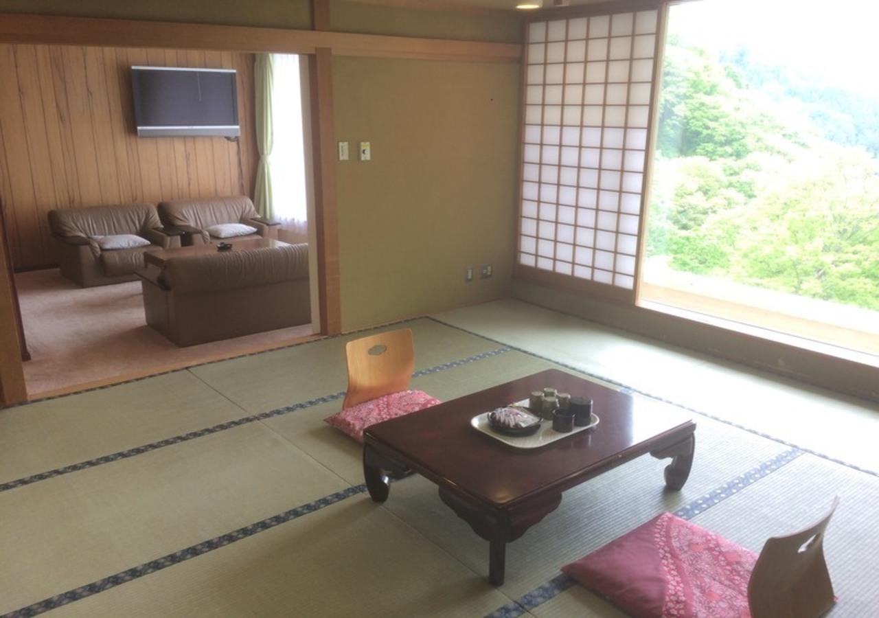 Higashiyama Park Hotel Shinfugetsu أيزواكاماتسو المظهر الخارجي الصورة
