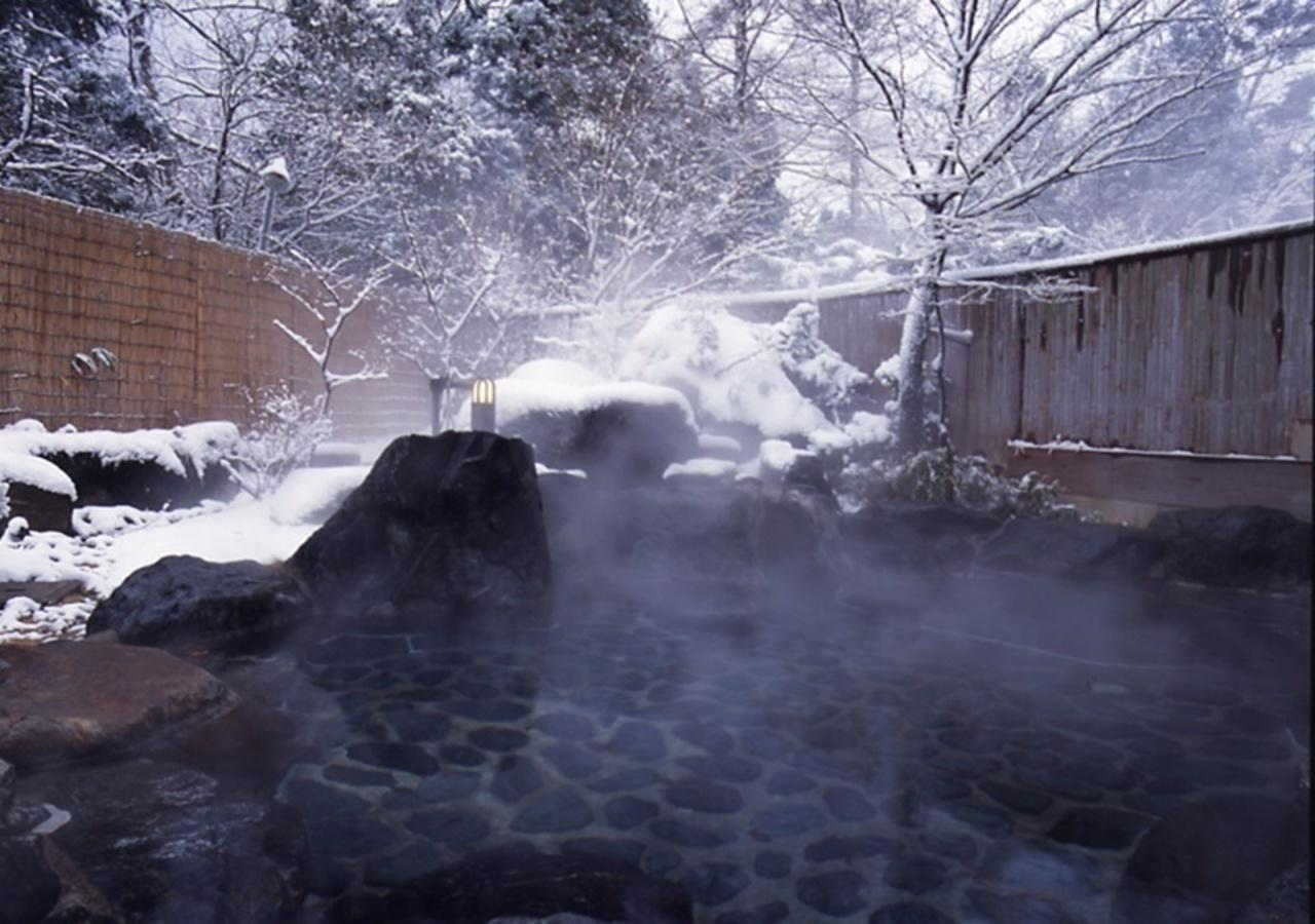 Higashiyama Park Hotel Shinfugetsu أيزواكاماتسو المظهر الخارجي الصورة